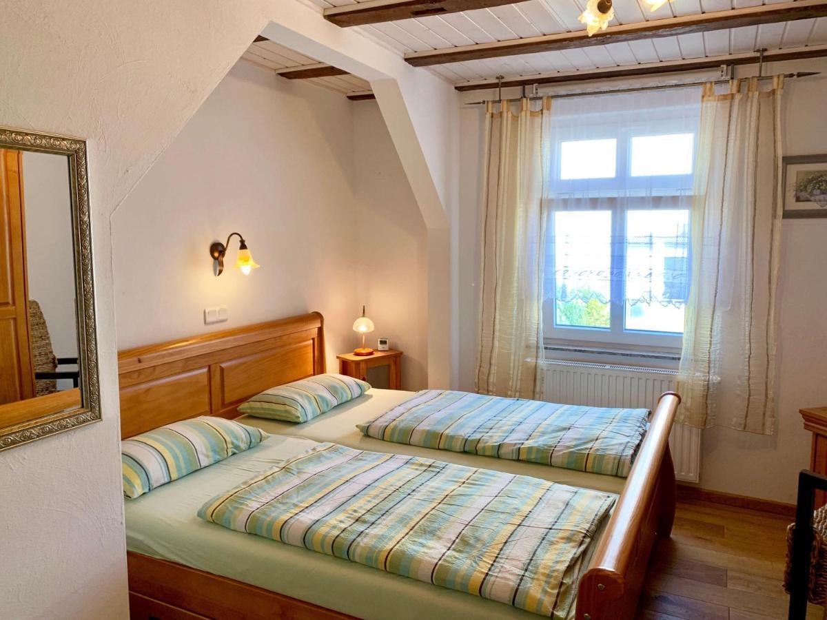 Villa-Rosengarten-Ferienwohnung-Baumhaus-Mit-Seeblick Sassnitz Buitenkant foto
